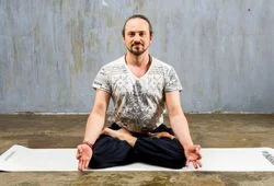 О Дигамбаре — Александр Таишев Александр Таишев